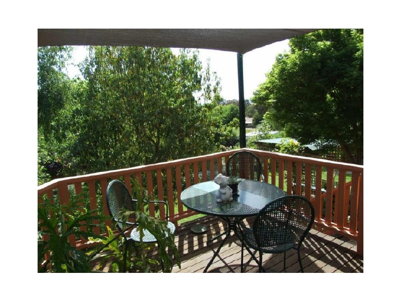 6 Friendship Place, Orange NSW 2800