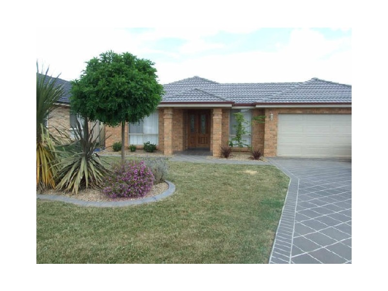 9 Speet Place, Orange NSW 2800