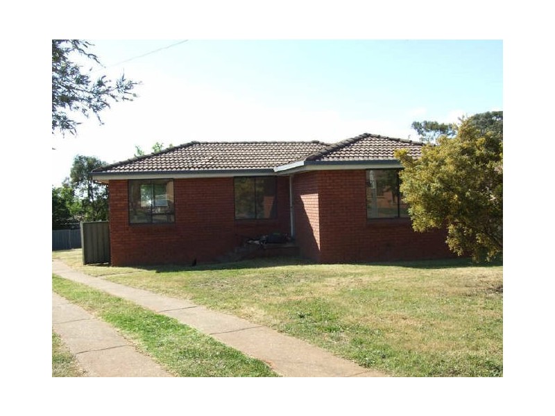 13 Pimpala Place, Orange NSW 2800