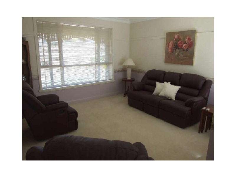 16 Tate Crescent, Orange NSW 2800