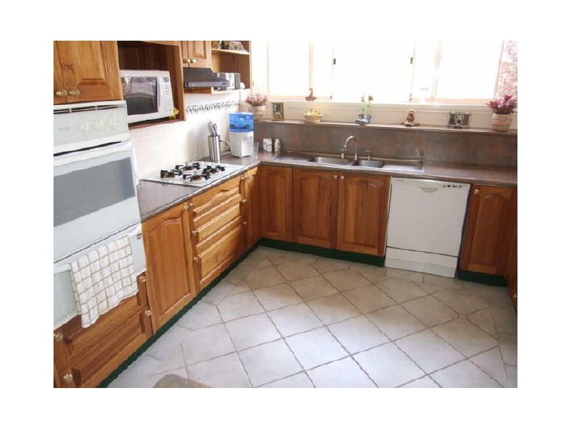 16 Tate Crescent, Orange NSW 2800