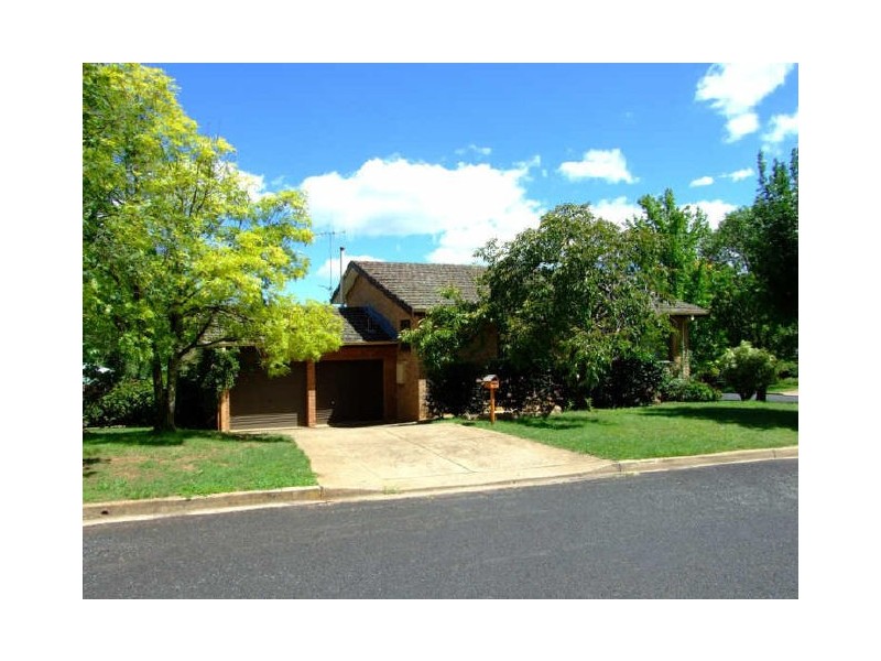 52 Wiare Circuit, Orange NSW 2800