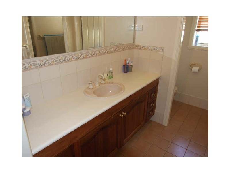 48 Quinlan Run, Orange NSW 2800