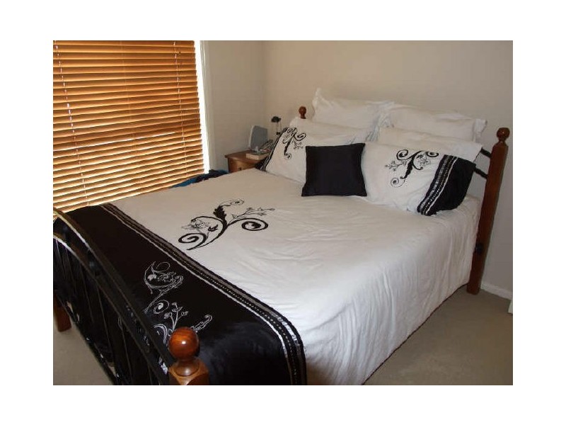 48 Quinlan Run, Orange NSW 2800