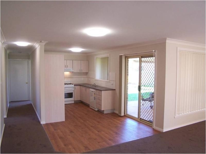 17 Melville Place, Orange NSW 2800