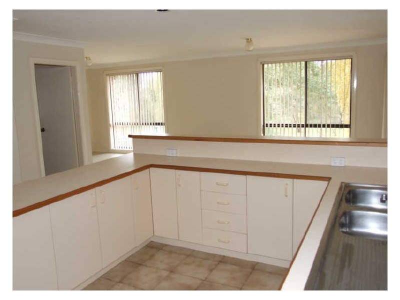 15 Kamdell Place, Orange NSW 2800