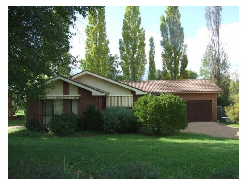 15 Kamdell Place, Orange NSW 2800