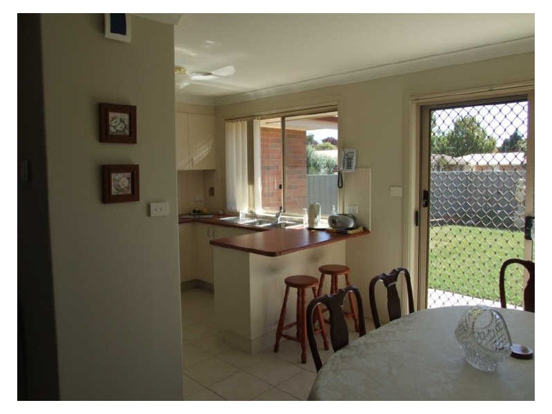 5/4 Covent Close, Orange NSW 2800