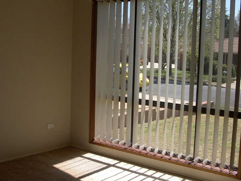 8 Seville Parade, Orange NSW 2800