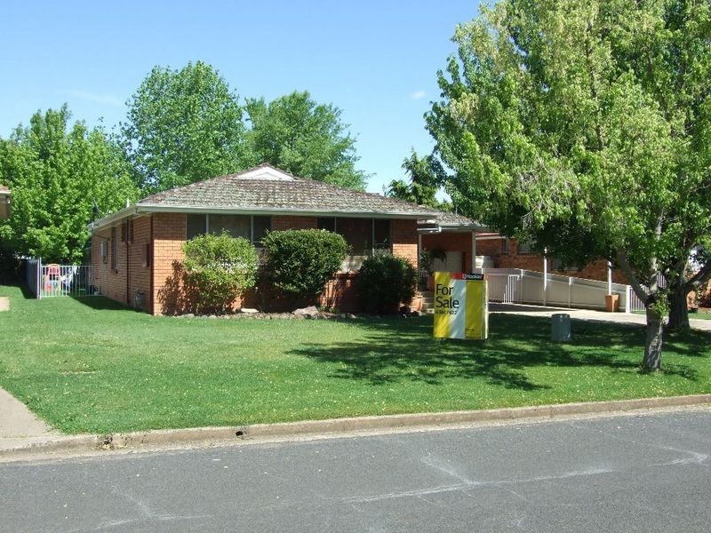 17 Woodward Street, Orange NSW 2800
