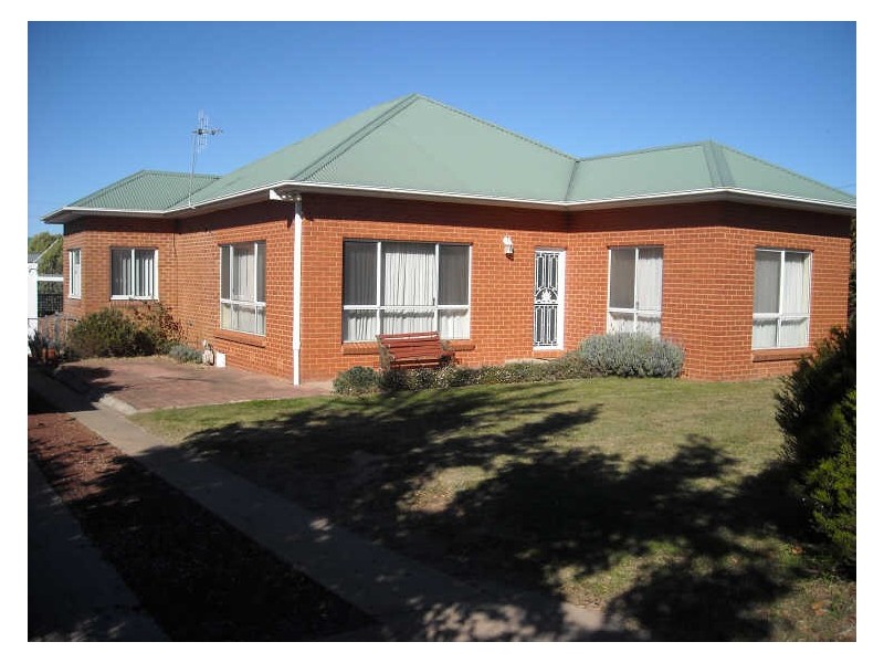 354 Peisley Street, Orange NSW 2800