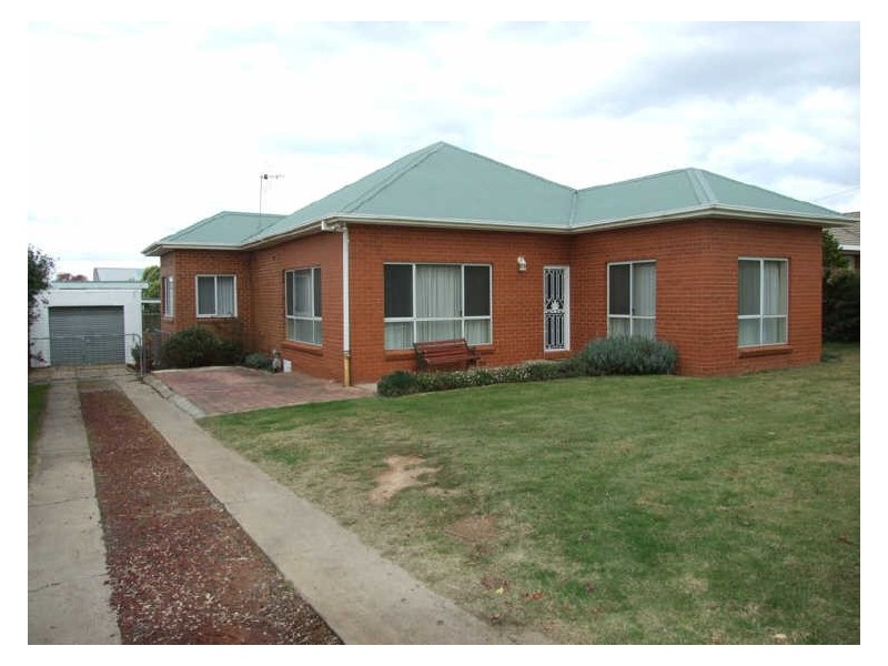 354 Peisley Street, Orange NSW 2800
