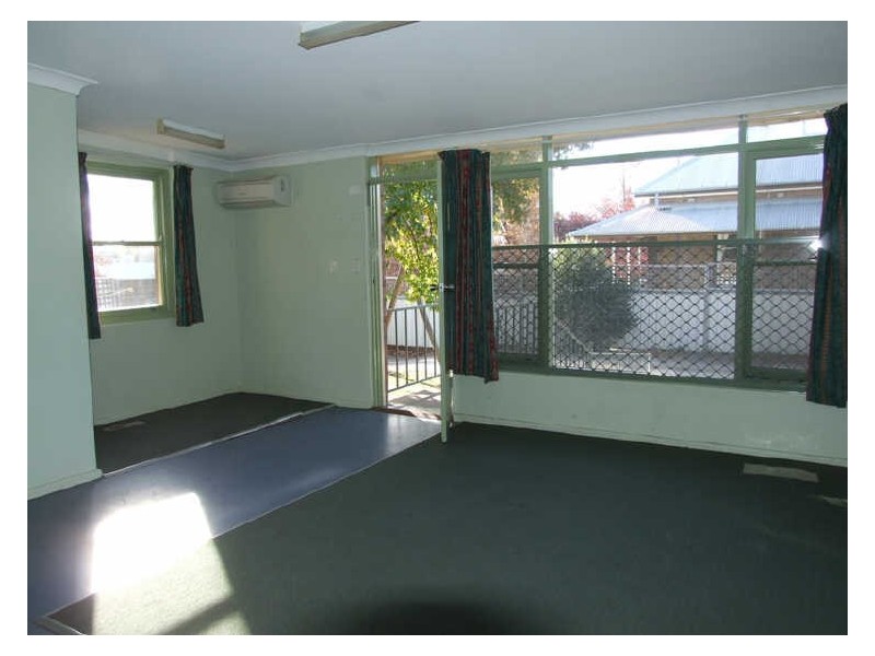 1 Dora Street, Orange NSW 2800