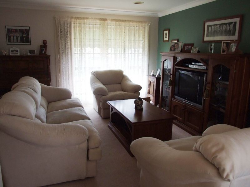 12 Sheldon Crescent, Orange NSW 2800