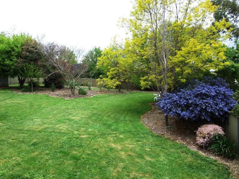 13 Bill Marshall Drive, Orange NSW 2800