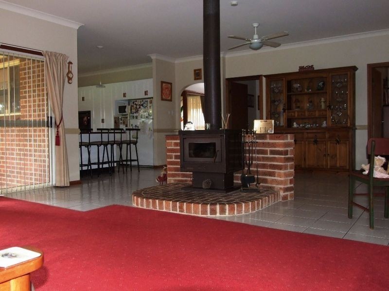 13 Bill Marshall Drive, Orange NSW 2800