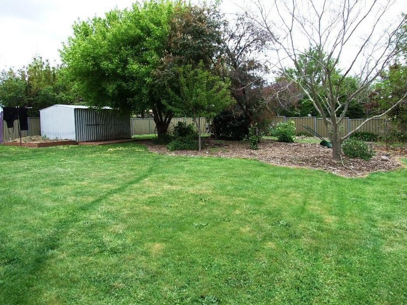 13 Bill Marshall Drive, Orange NSW 2800