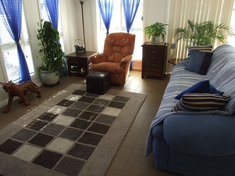 2 Candlebark Crescent, Orange NSW 2800