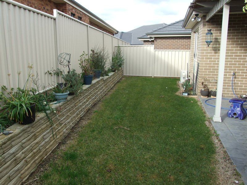 2 Candlebark Crescent, Orange NSW 2800