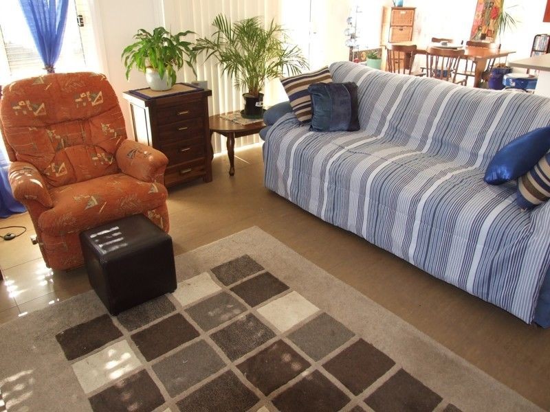 2 Candlebark Crescent, Orange NSW 2800