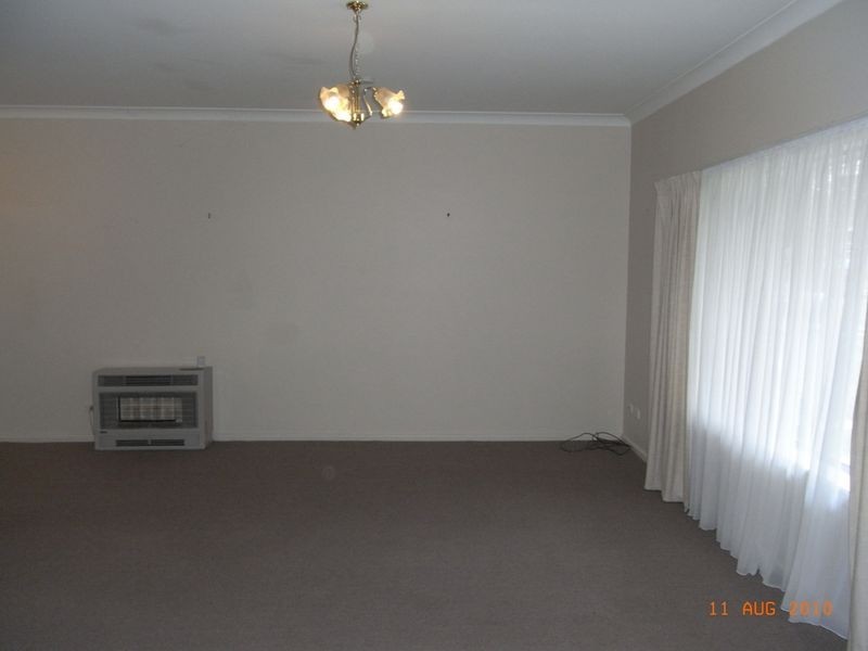 4 Larela Circuit, Orange NSW 2800