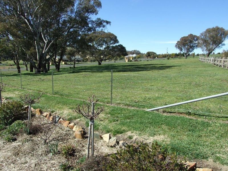 4 Emmas Lane, Orange NSW 2800
