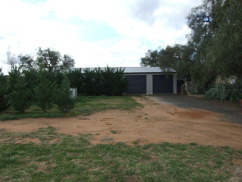 3722 Henry Parkes Way, Manildra NSW 2865