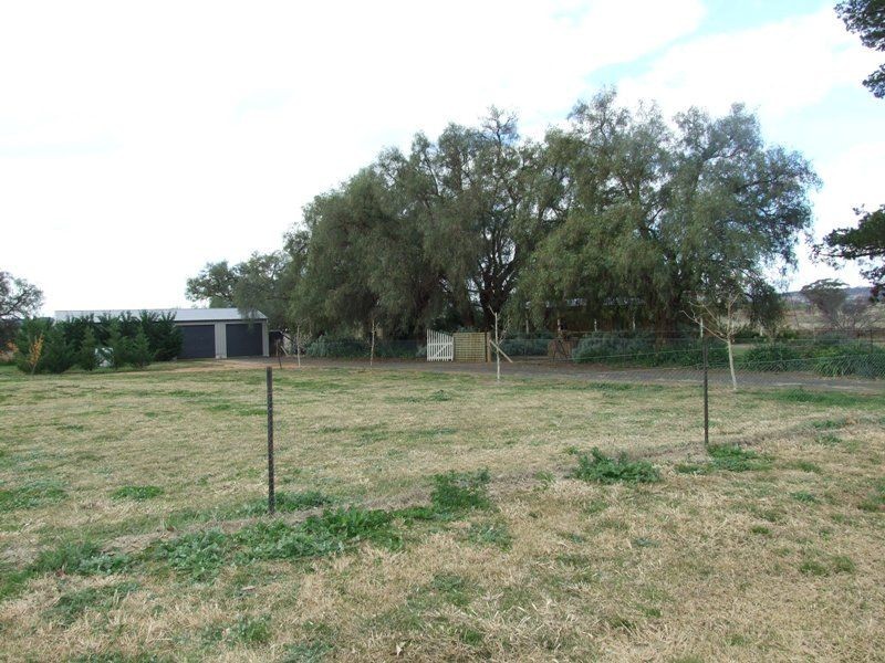 3722 Henry Parkes Way, Manildra NSW 2865