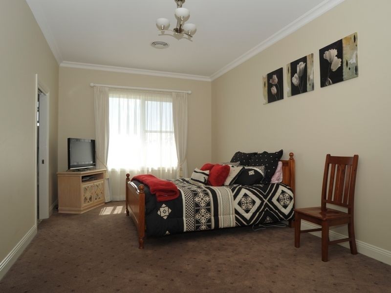 104 Lysterfield Road, Orange NSW 2800