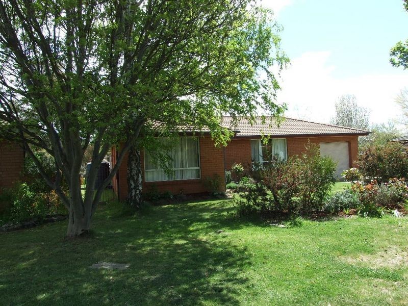 33 Sunny South Crescent, Orange NSW 2800