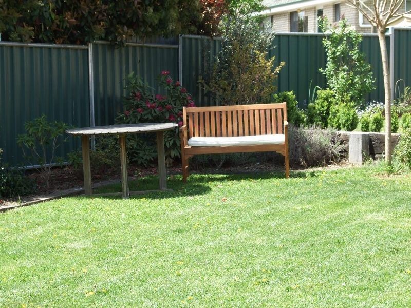 33 Sunny South Crescent, Orange NSW 2800