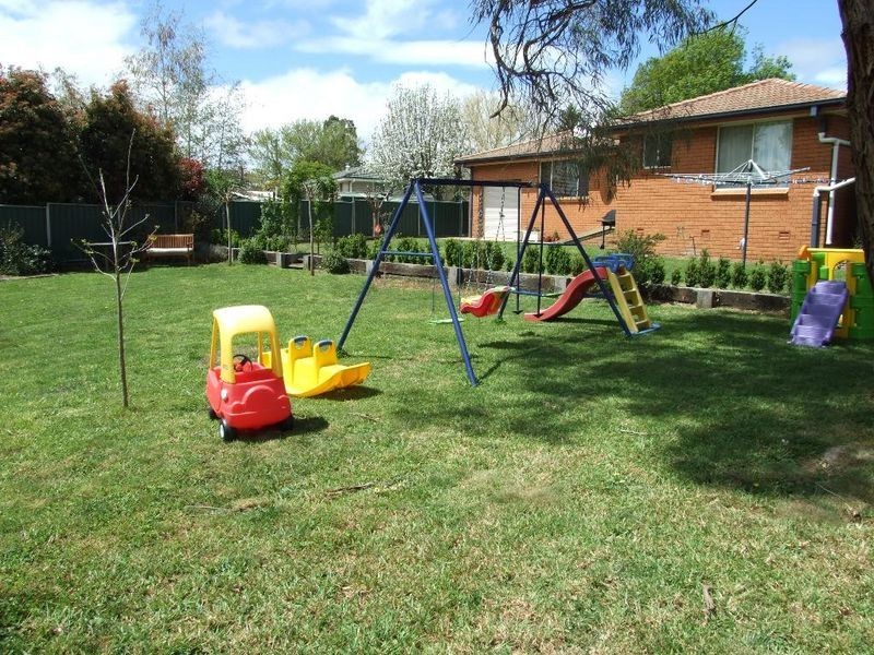 33 Sunny South Crescent, Orange NSW 2800