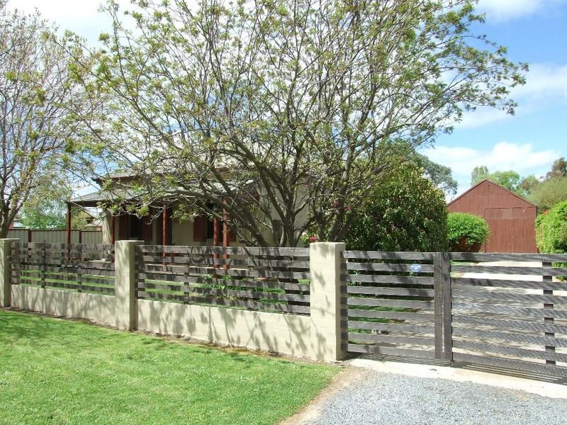 10 Lucknow Street, Spring Hill NSW 2800