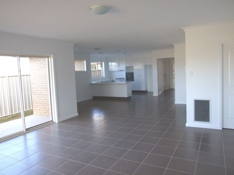 118 Diamond Drive, Orange NSW 2800