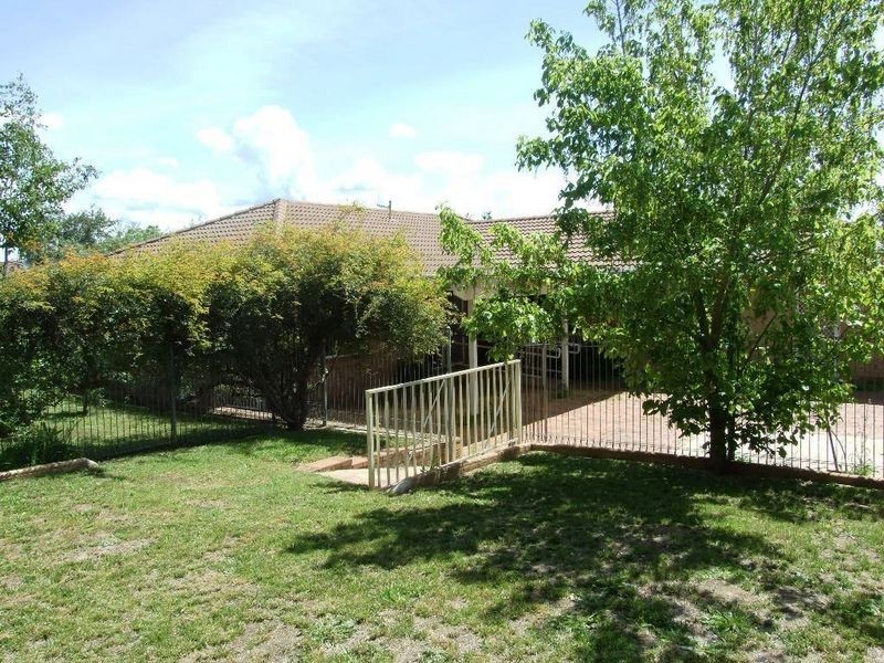 18 Rawle Avenue, Orange NSW 2800