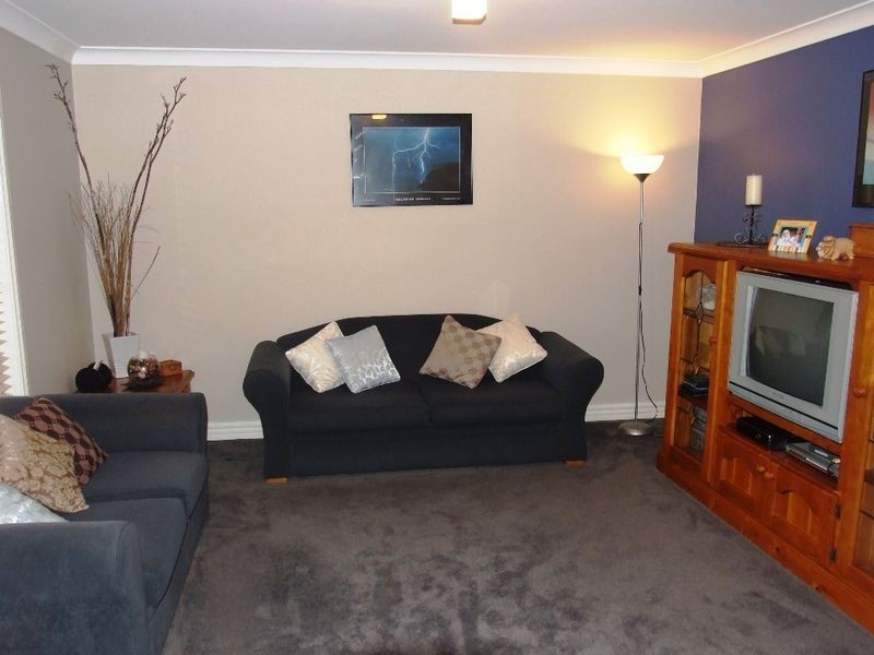 11 Thorpe Place, Orange NSW 2800