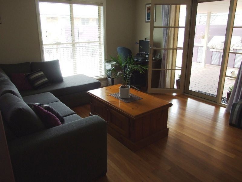 11 Thorpe Place, Orange NSW 2800
