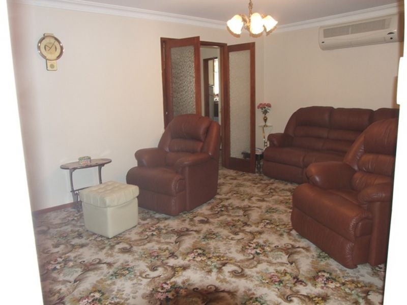 48 Tynan Street, Orange NSW 2800