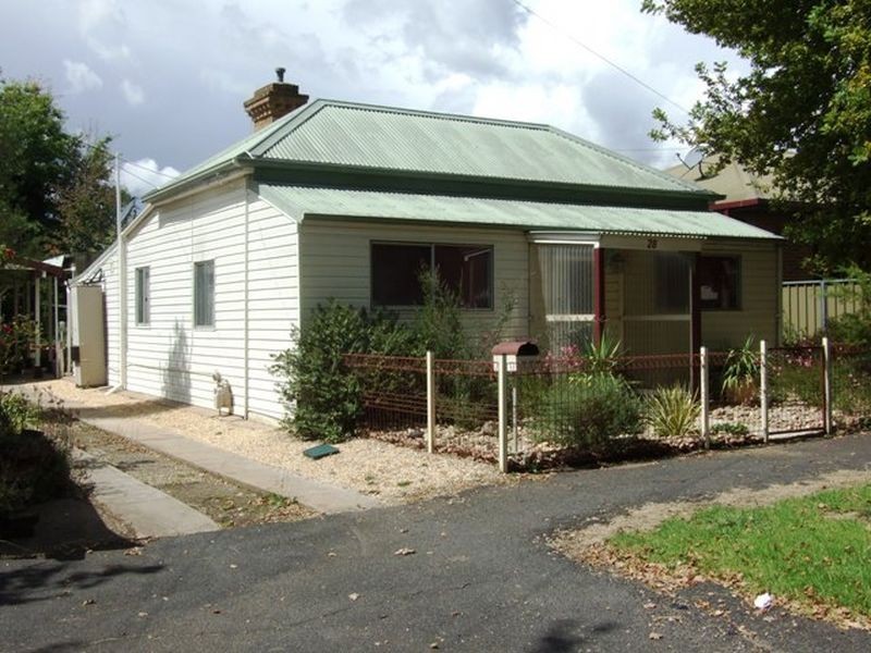 28 Autumn Street, Orange NSW 2800