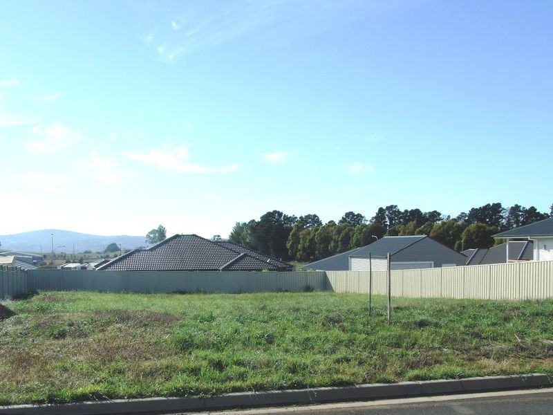 20 Diamond Drive, Orange NSW 2800