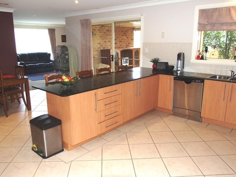 52 Olympic Drive, Orange NSW 2800