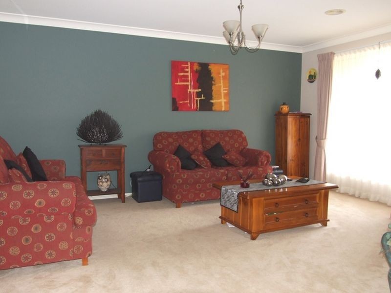 52 Olympic Drive, Orange NSW 2800