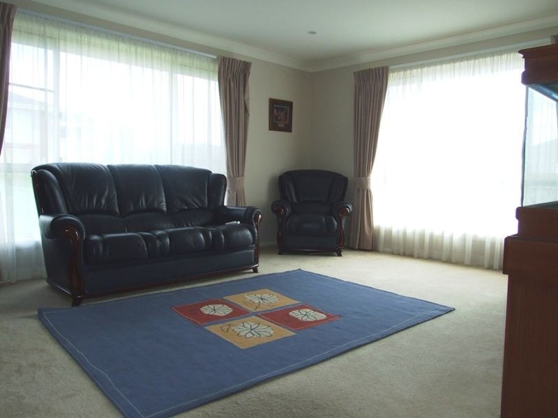 52 Olympic Drive, Orange NSW 2800