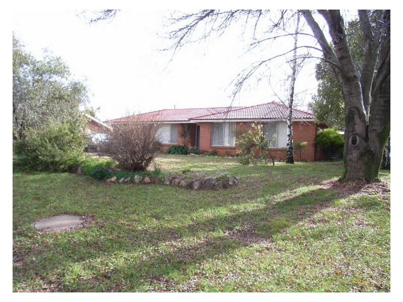 15 Matthews Avenue, Orange NSW 2800