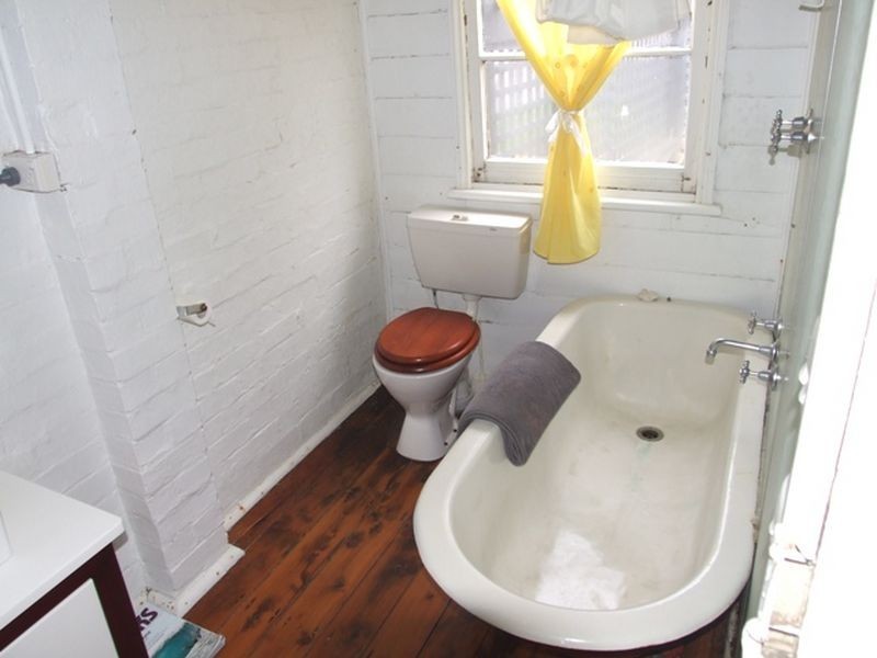 18 Summer Street, Orange NSW 2800