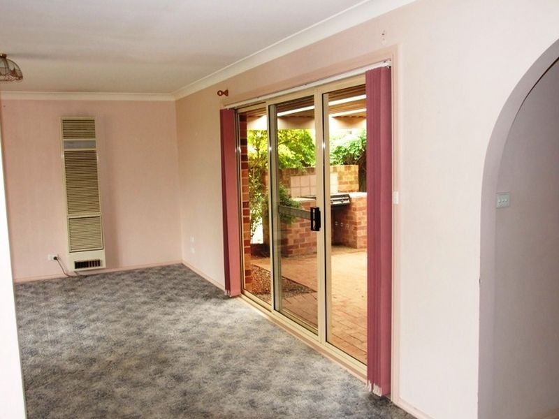 20 Turner Crescent, Orange NSW 2800