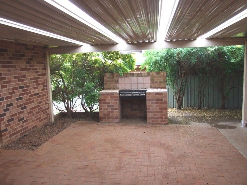 20 Turner Crescent, Orange NSW 2800