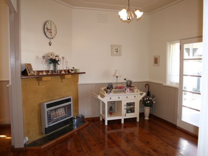 253 Byng Street, Orange NSW 2800