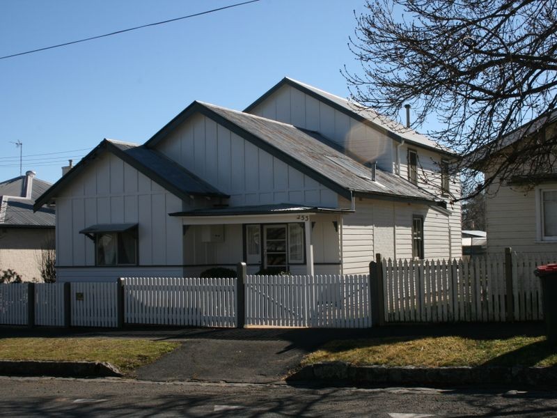 253 Byng Street, Orange NSW 2800