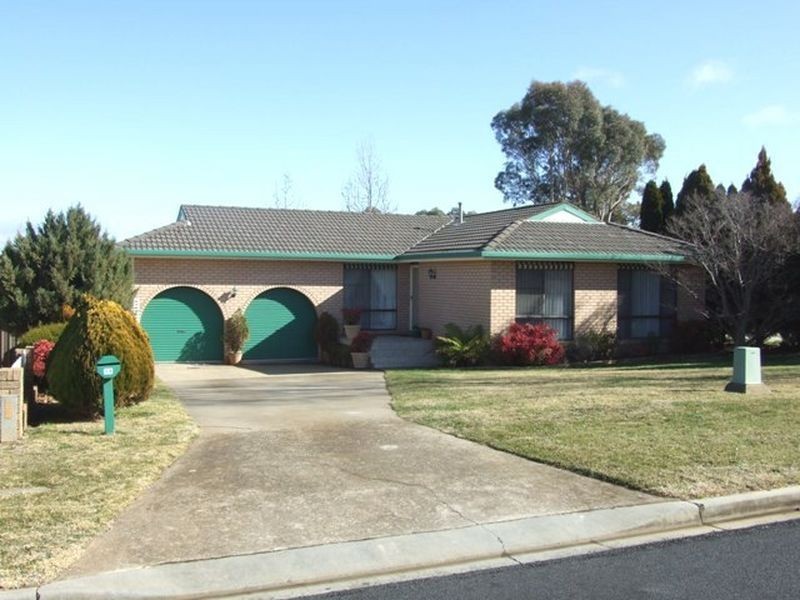 11 Rawle Avenue, Orange NSW 2800